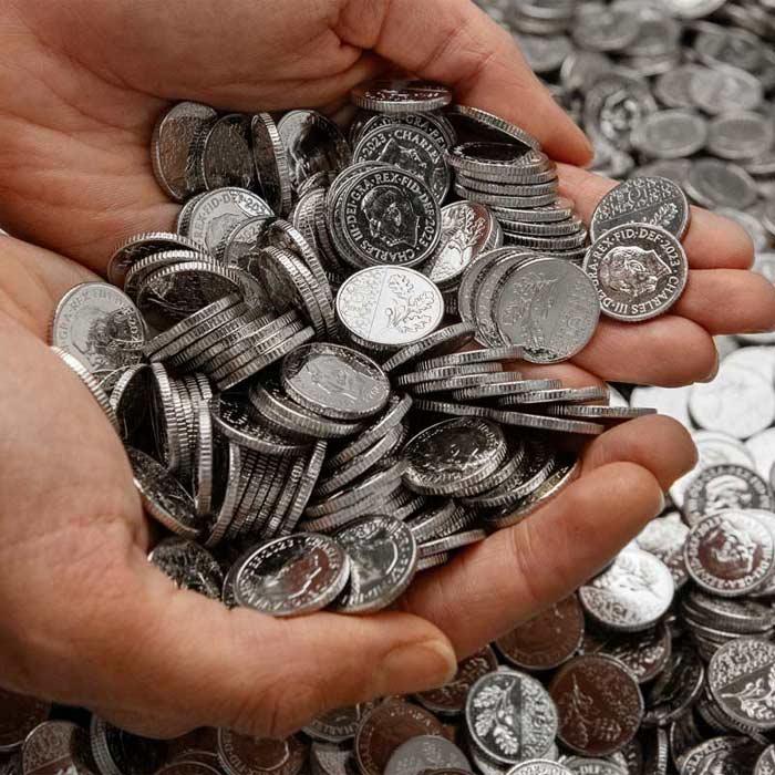 A Royal Milestone: King Charles III's First 5p Coins Enter Circulation A Royal Milestone: King Charles III's First 5p Coins Enter Circulation